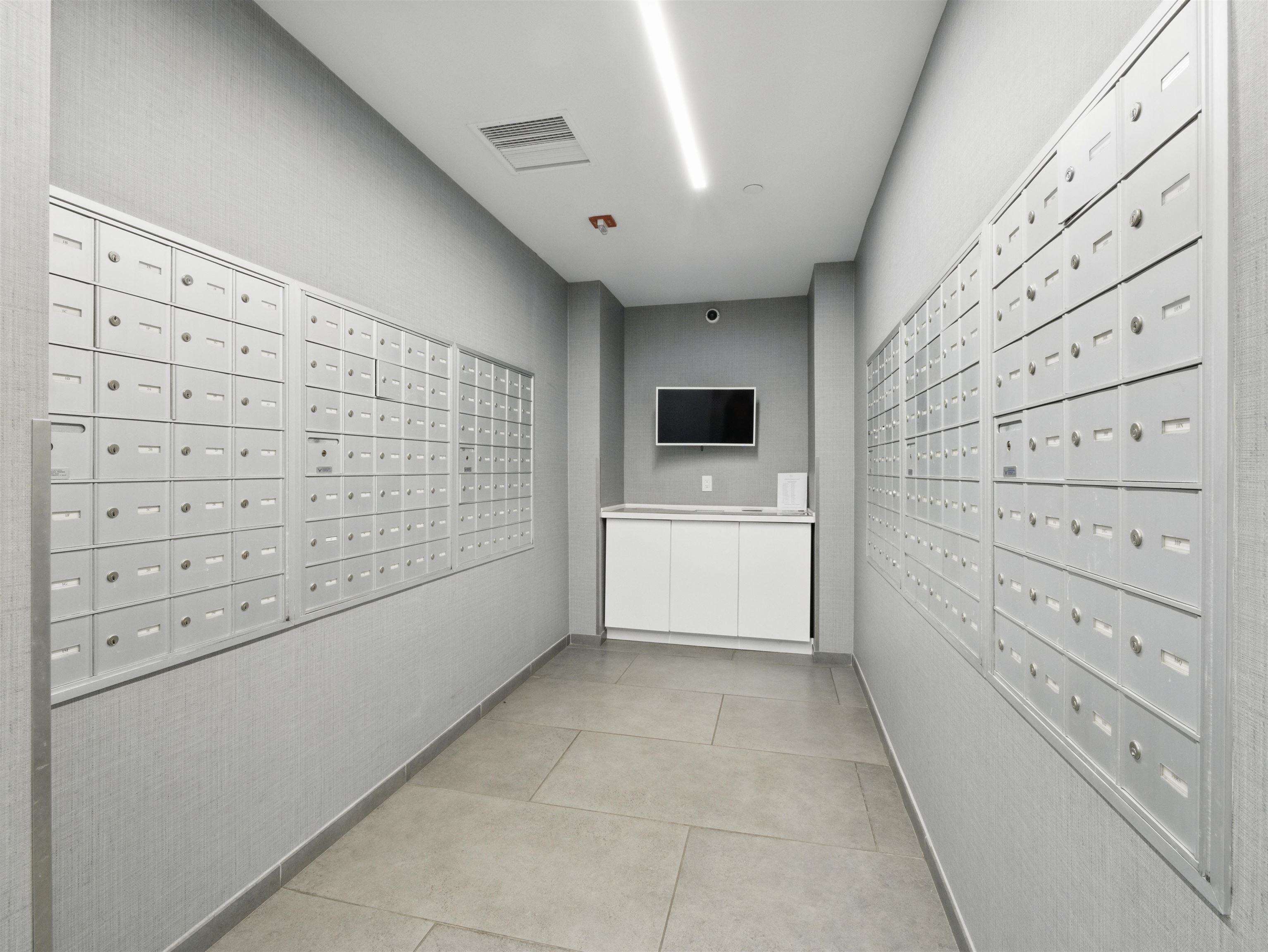 700 1ST ST Unit: 13C