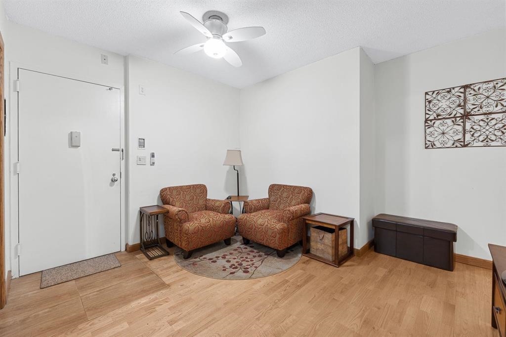 45 RIVER DR SOUTH Unit: 715