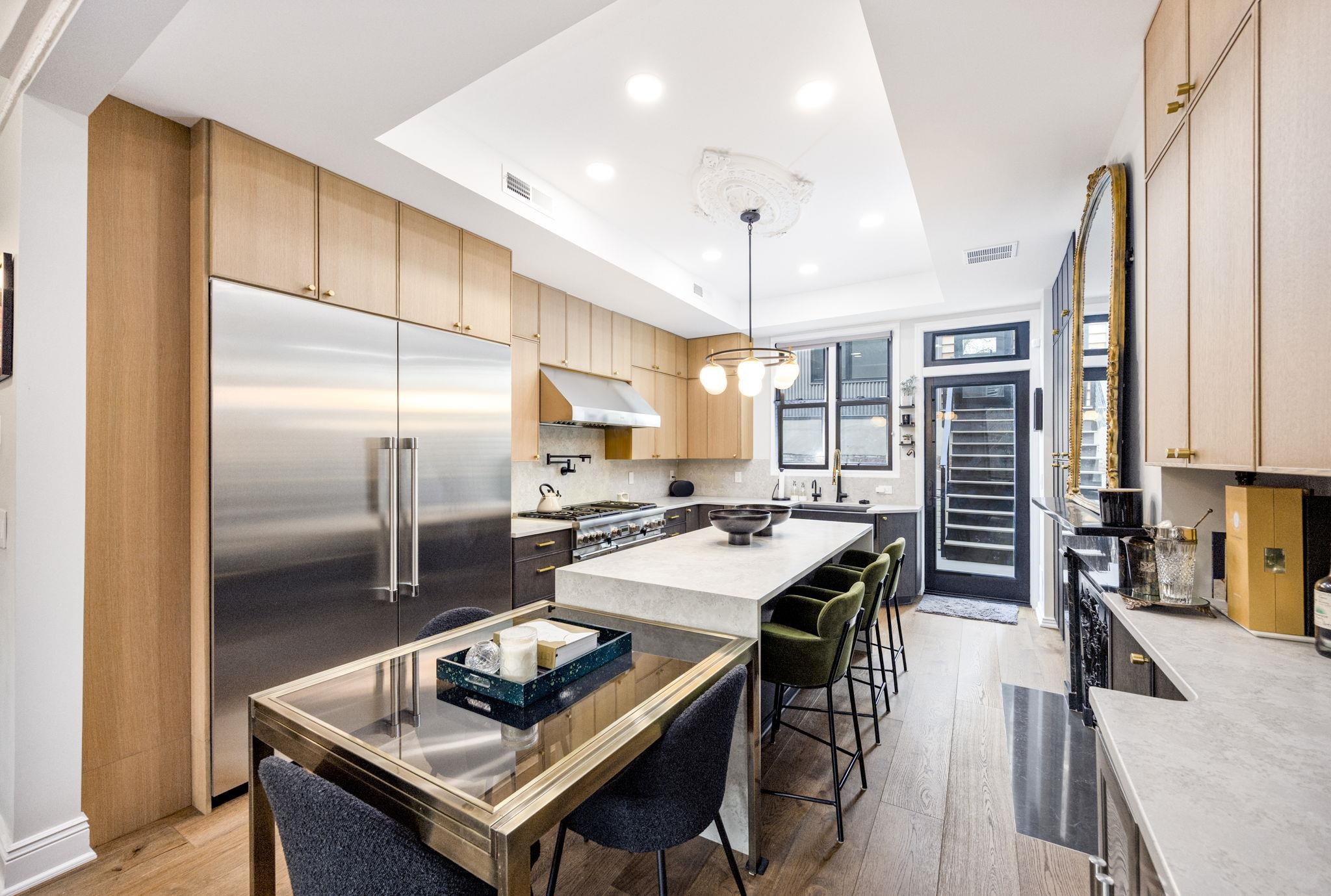 294 4TH ST