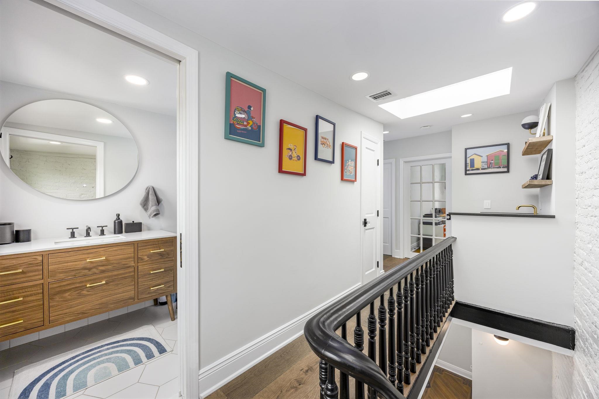 294 4TH ST