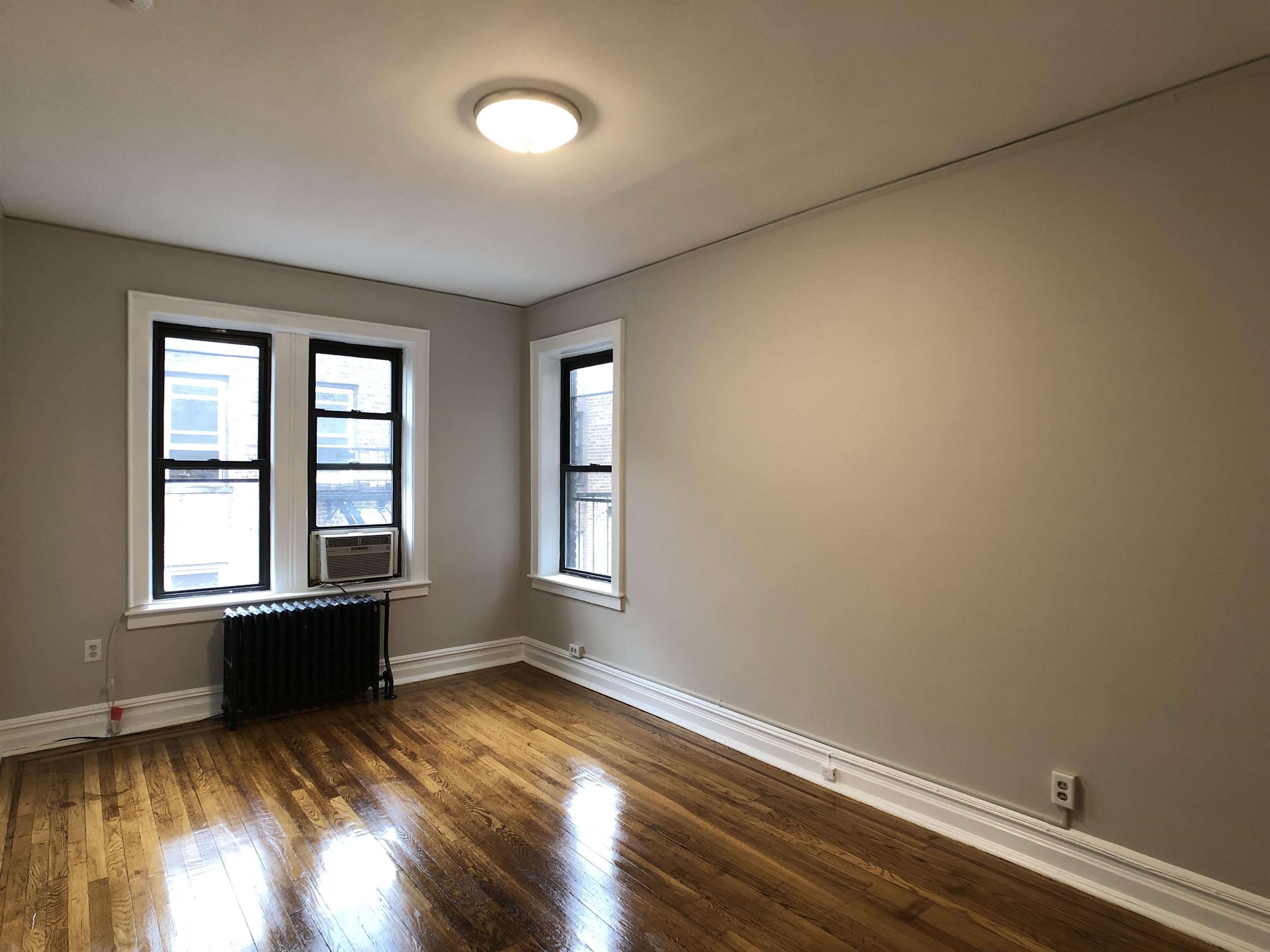 56 GLENWOOD AVE Unit: 57