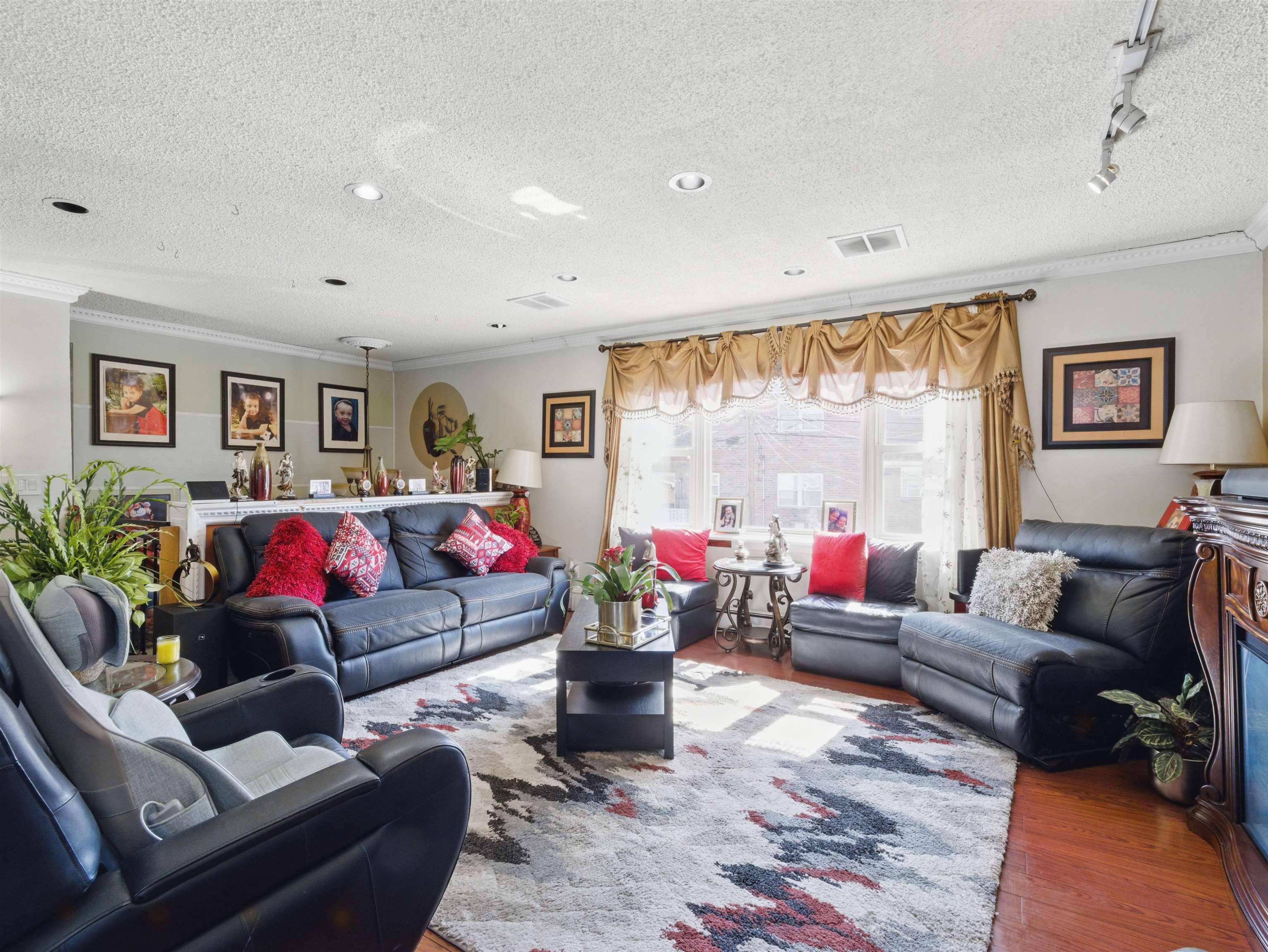 7507 DURHAM AVE Unit: 2