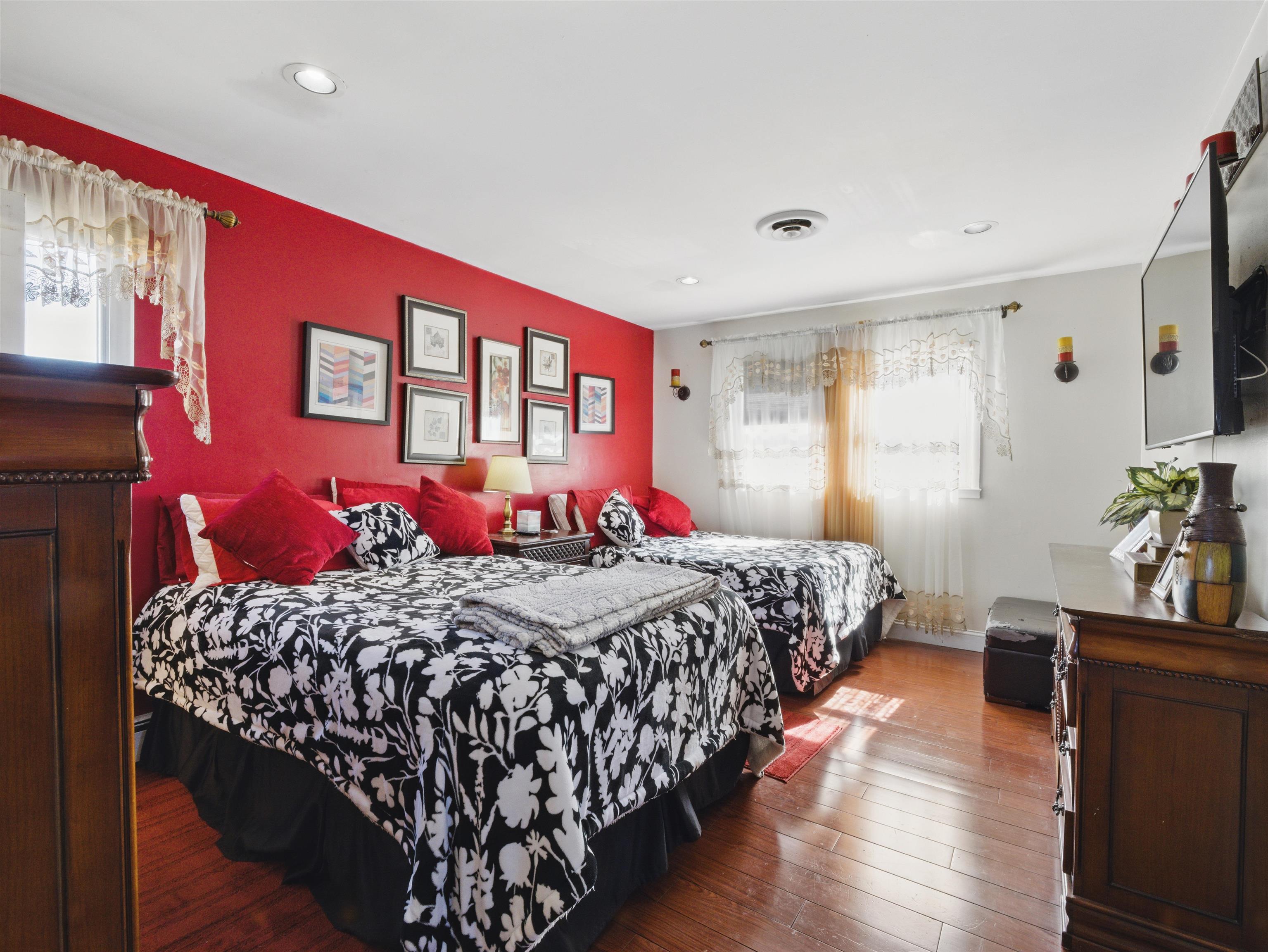 7507 DURHAM AVE Unit: 2
