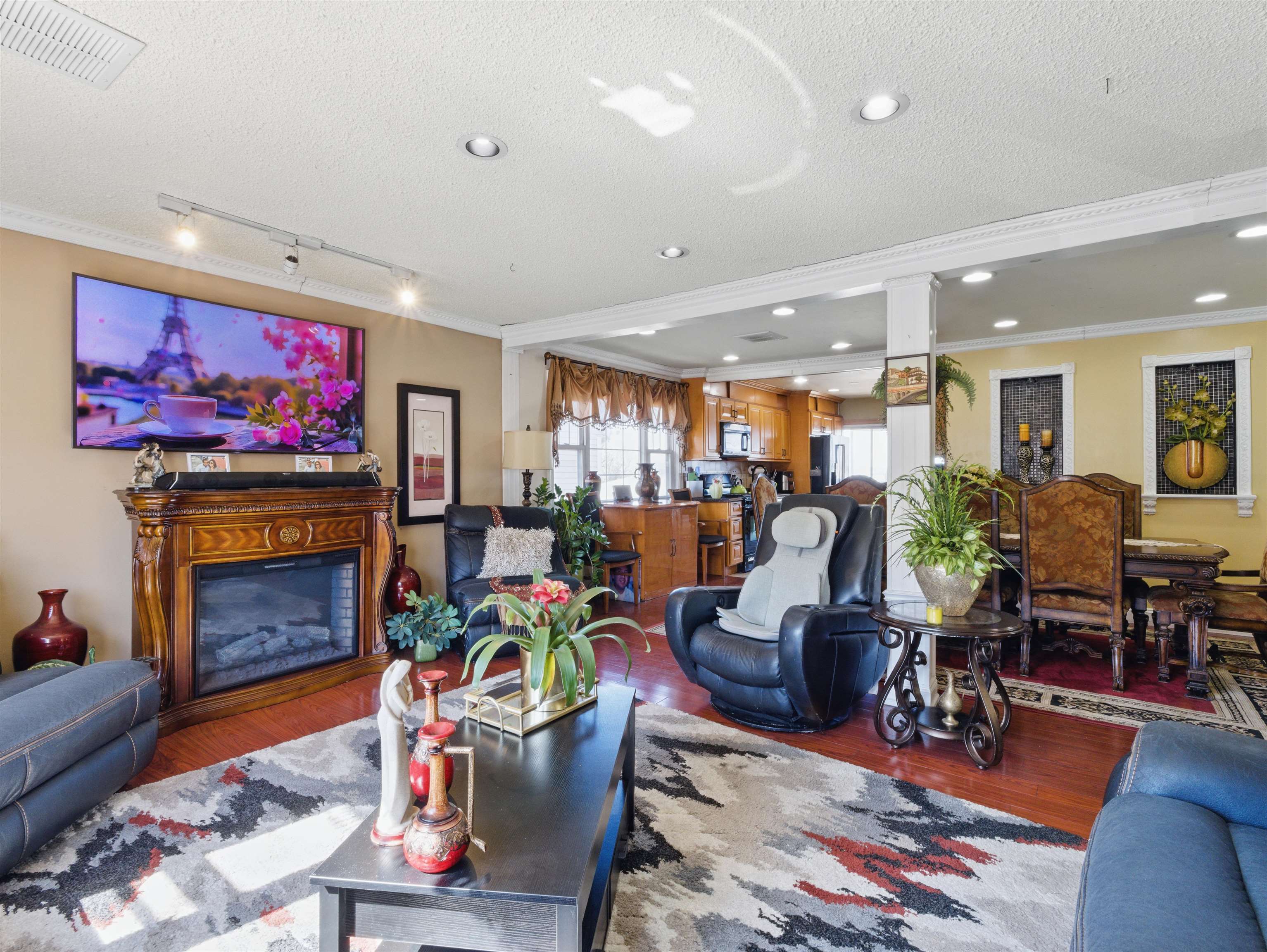 7507 DURHAM AVE Unit: 2
