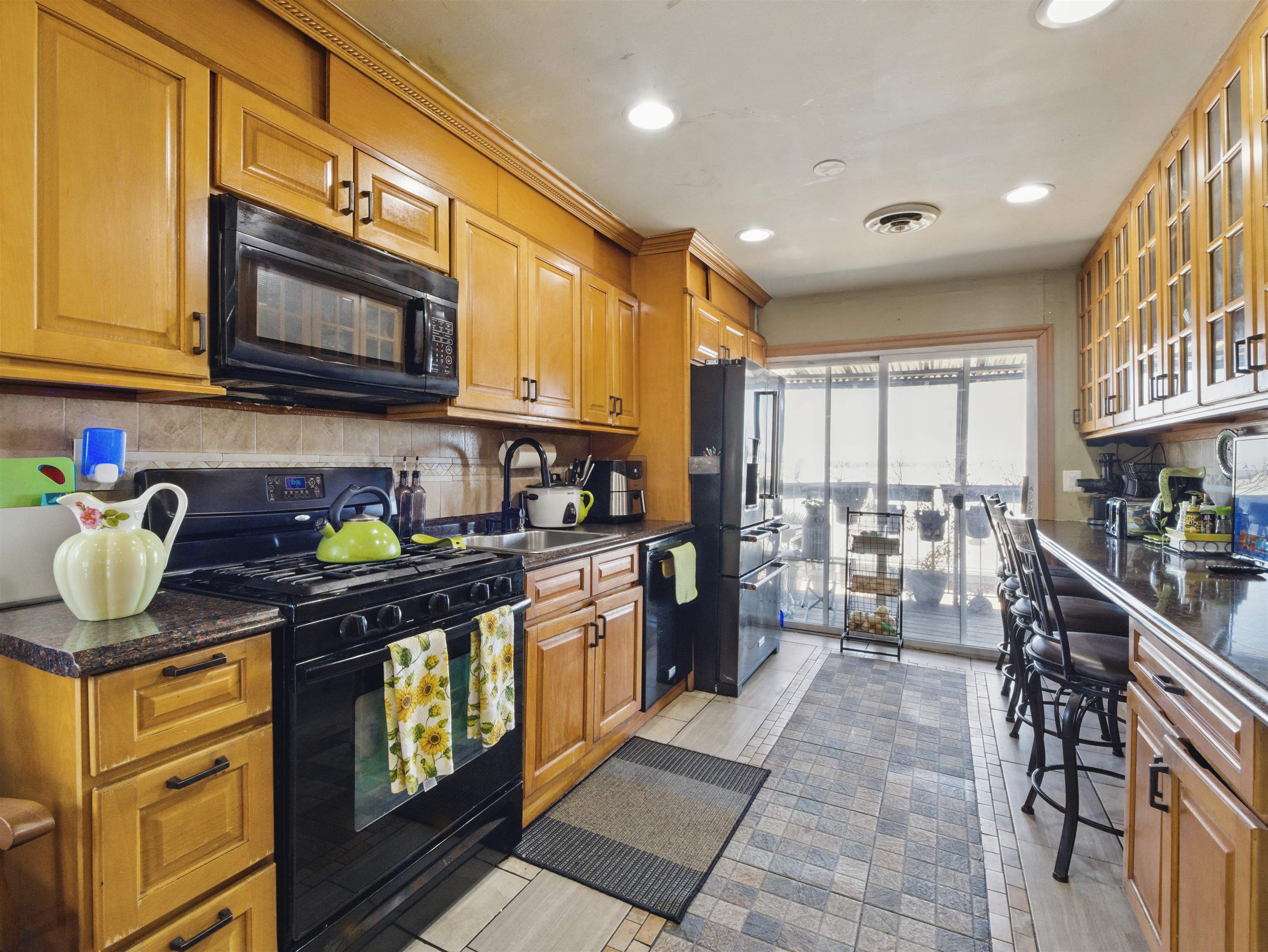 7507 DURHAM AVE Unit: 2