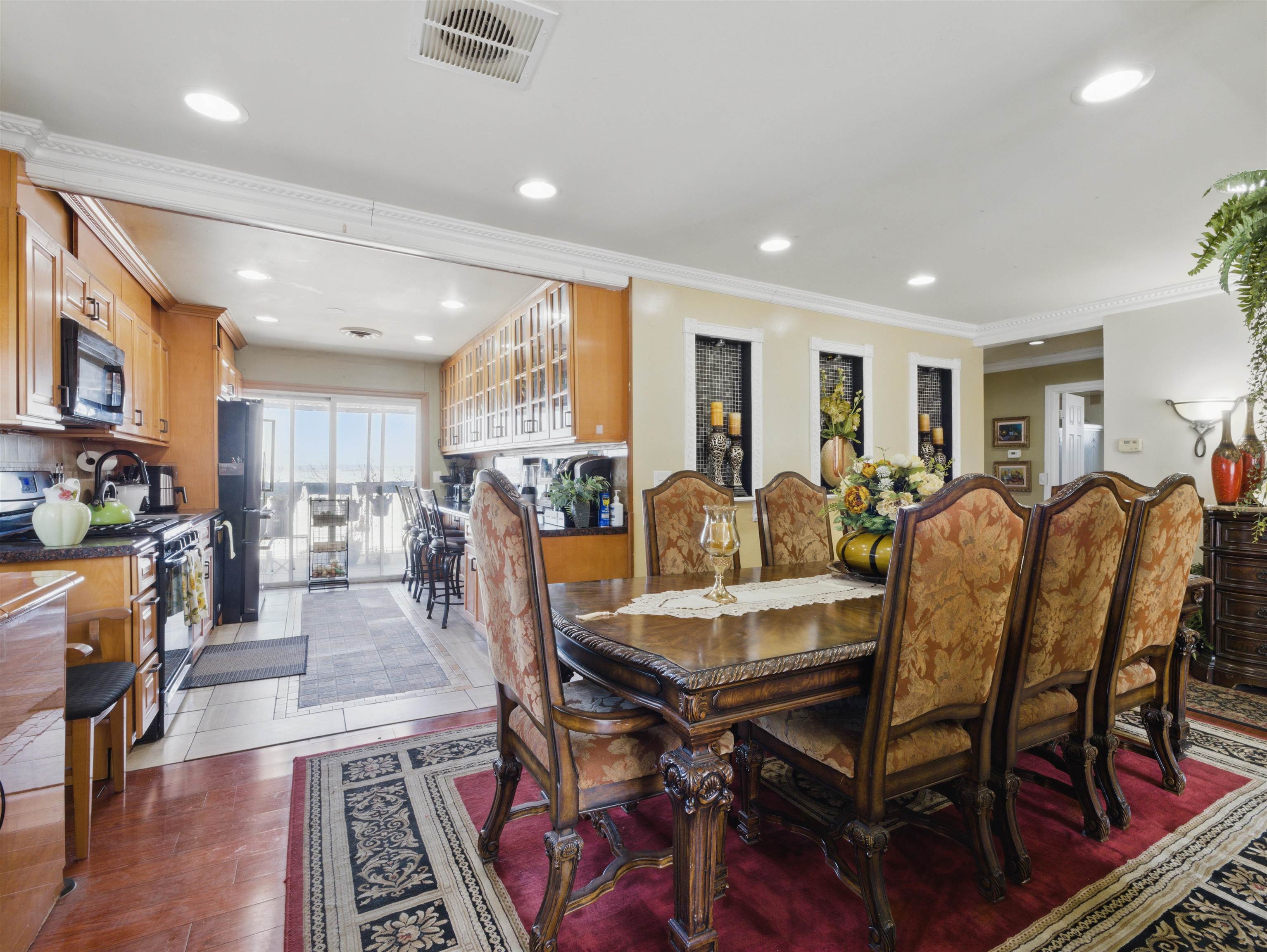 7507 DURHAM AVE Unit: 2