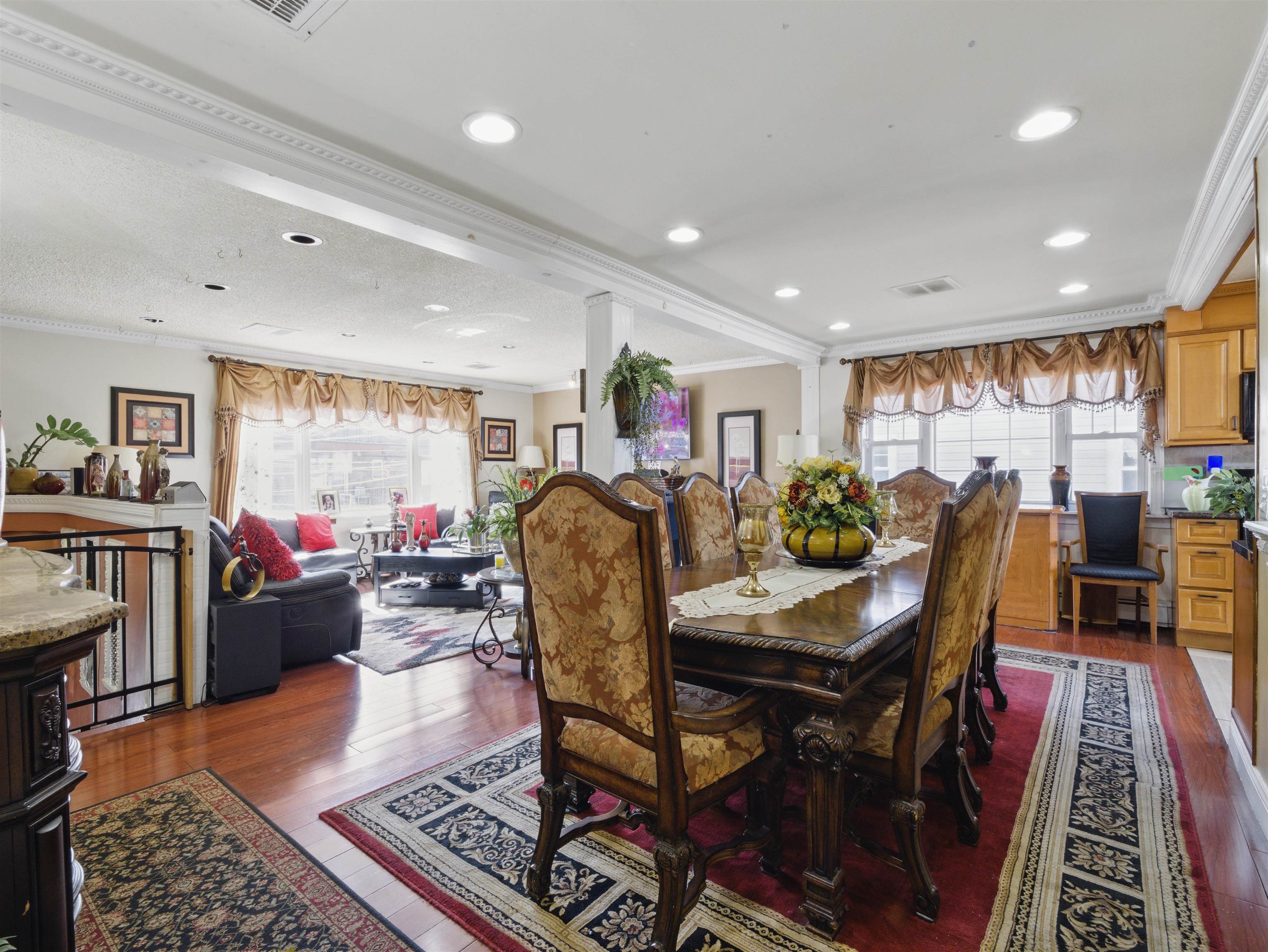 7507 DURHAM AVE Unit: 2