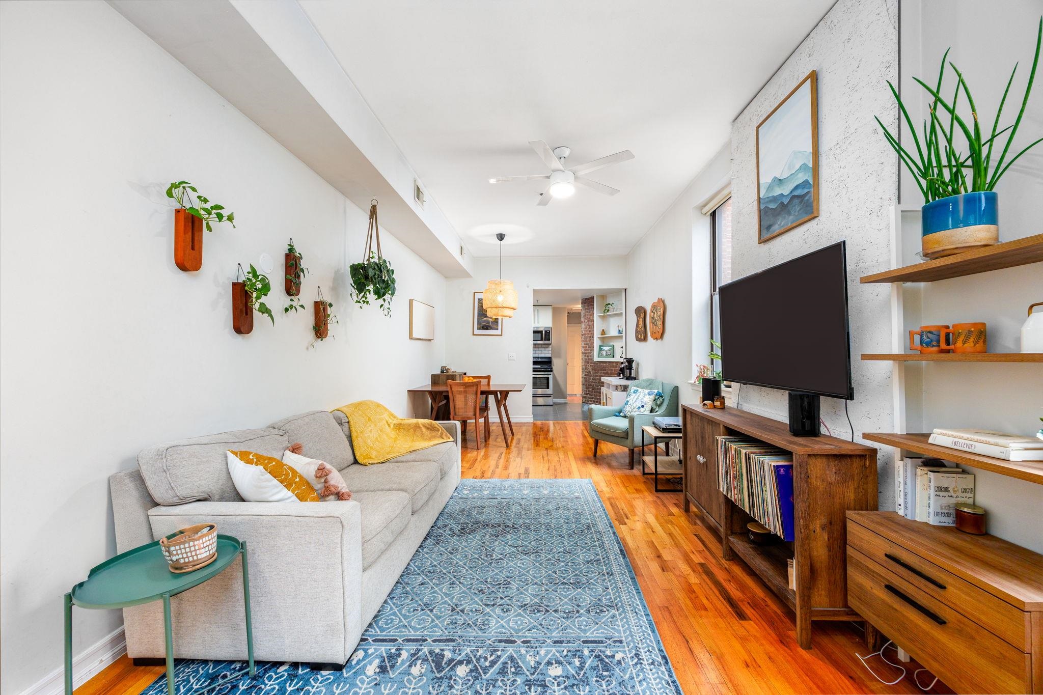 343 VARICK ST Unit: 2A