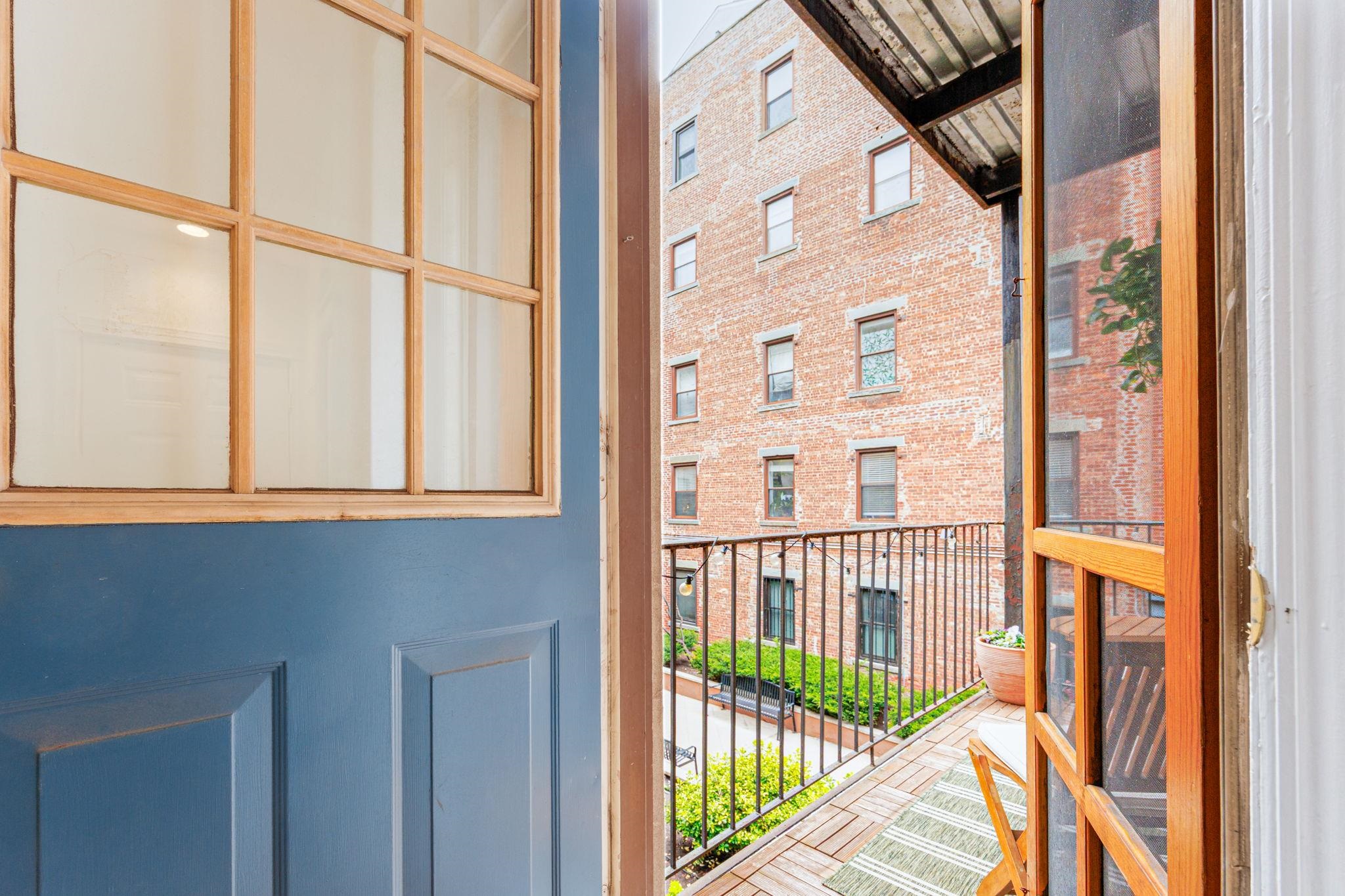 343 VARICK ST Unit: 2A