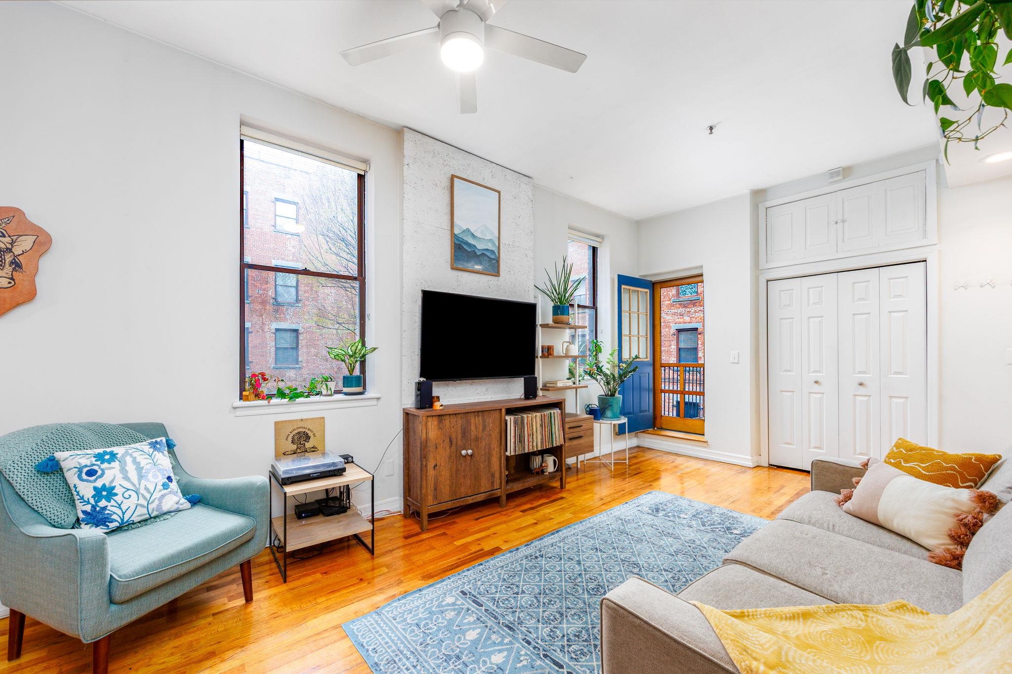 343 VARICK ST Unit: 2A