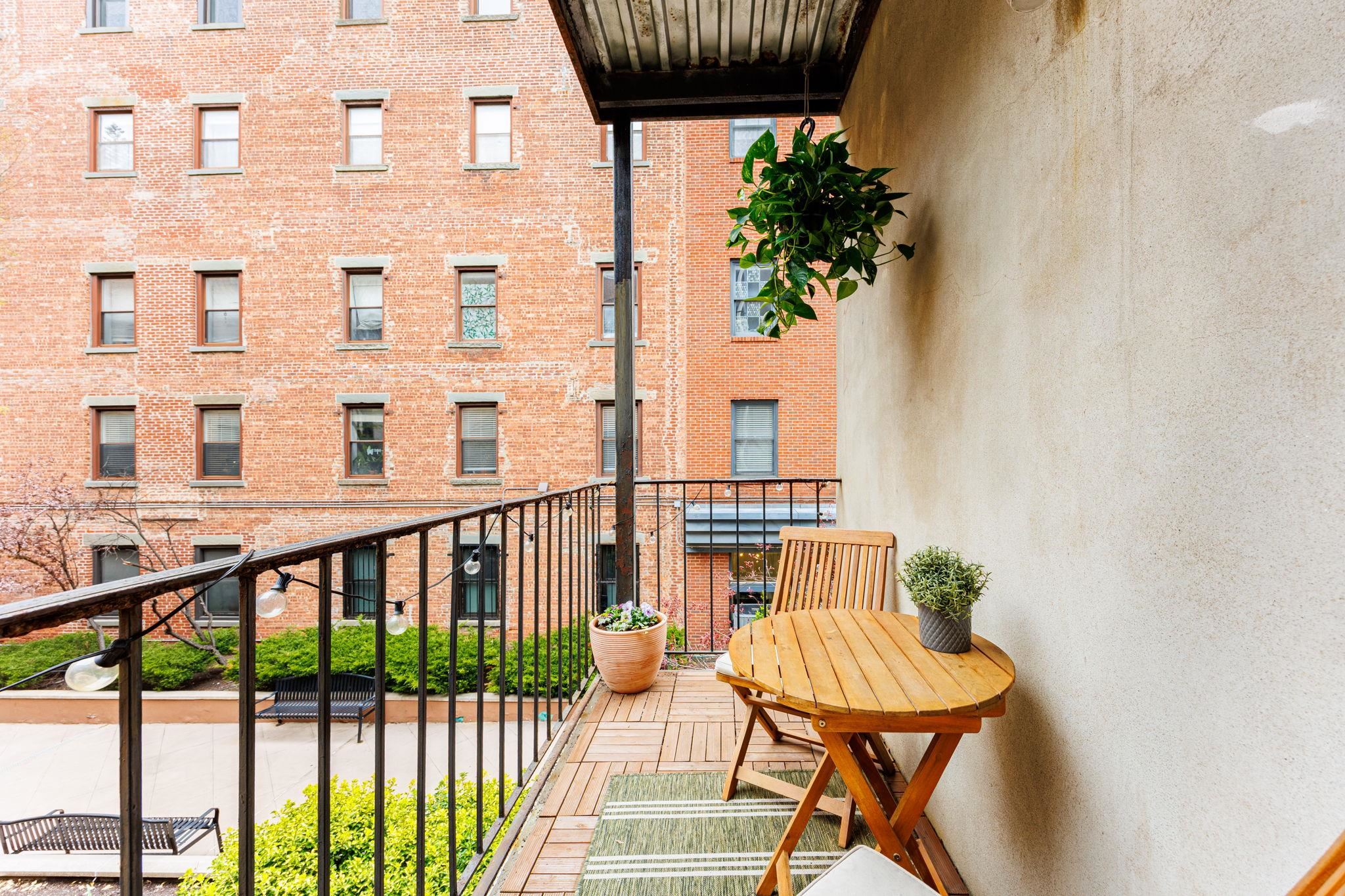343 VARICK ST Unit: 2A