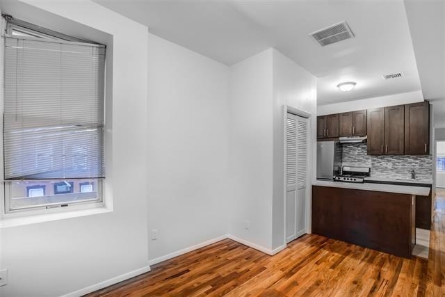 132 JEFFERSON ST Unit: 3L