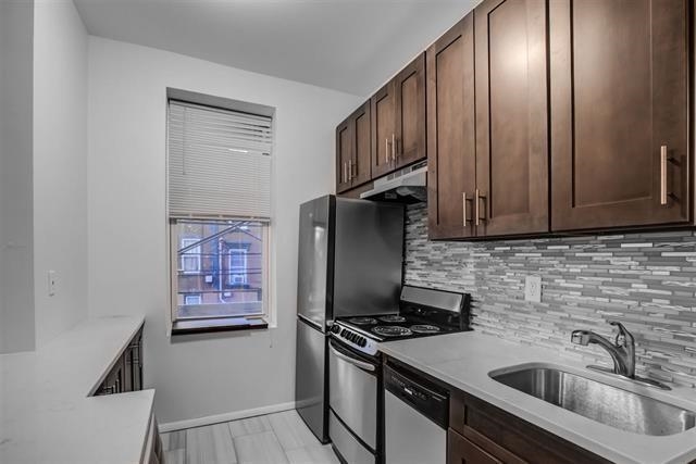132 JEFFERSON ST Unit: 3L