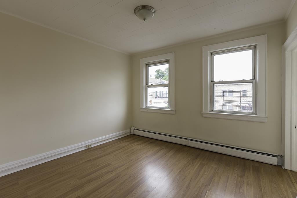 104 CLENDENNY AVE