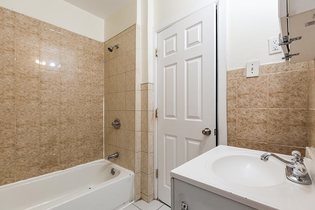 268 BERGEN AVE