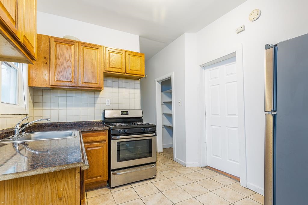 268 BERGEN AVE