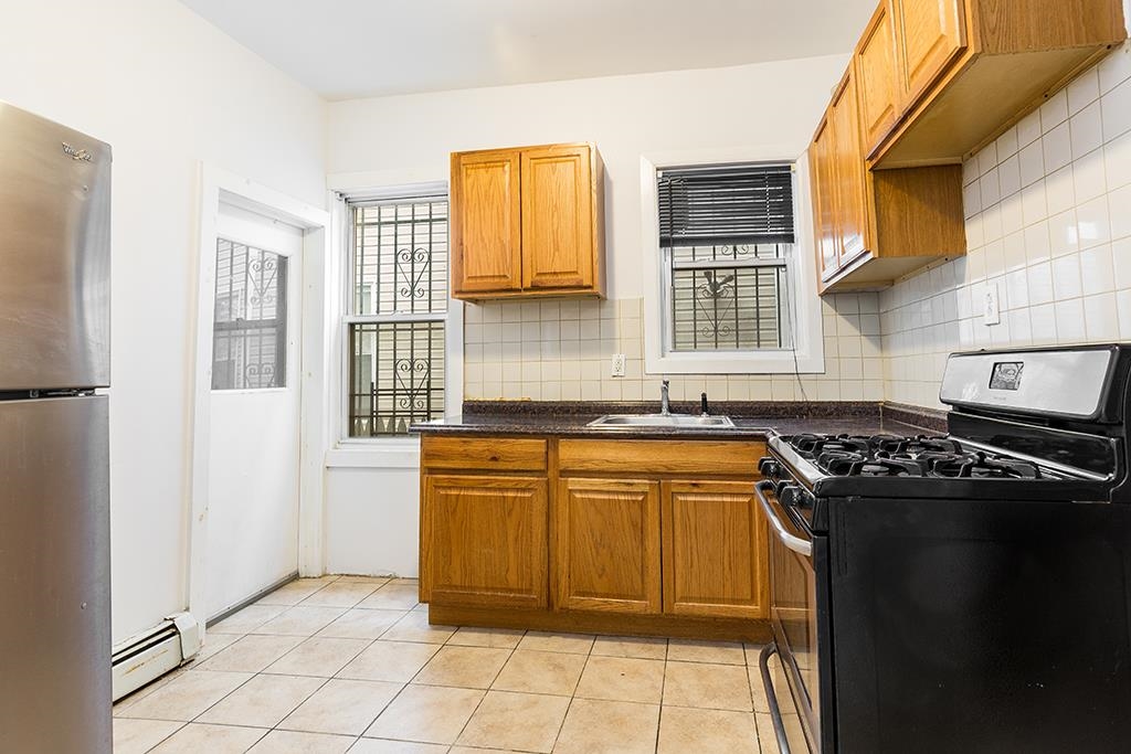268 BERGEN AVE