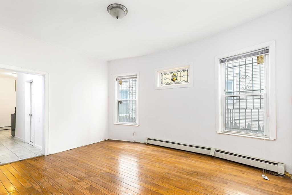 268 BERGEN AVE