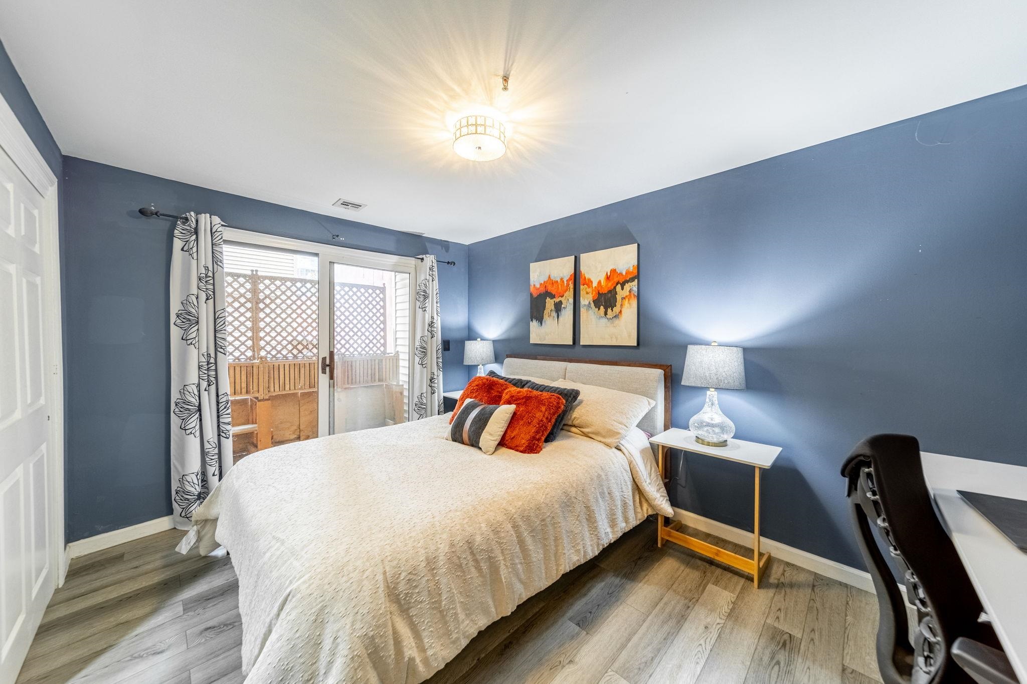 180 WASHINGTON ST Unit: 6