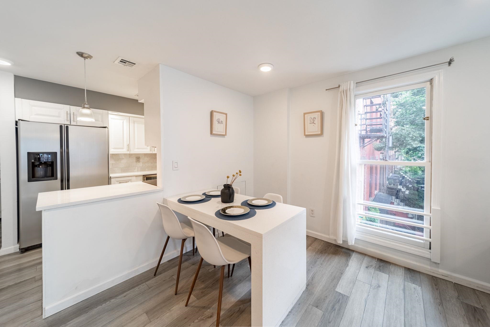 180 WASHINGTON ST Unit: 6