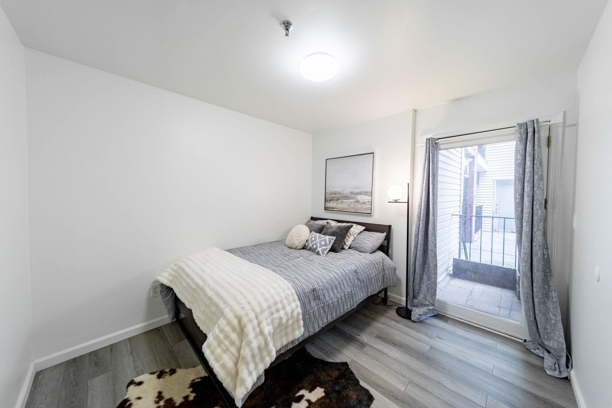 180 WASHINGTON ST Unit: 6