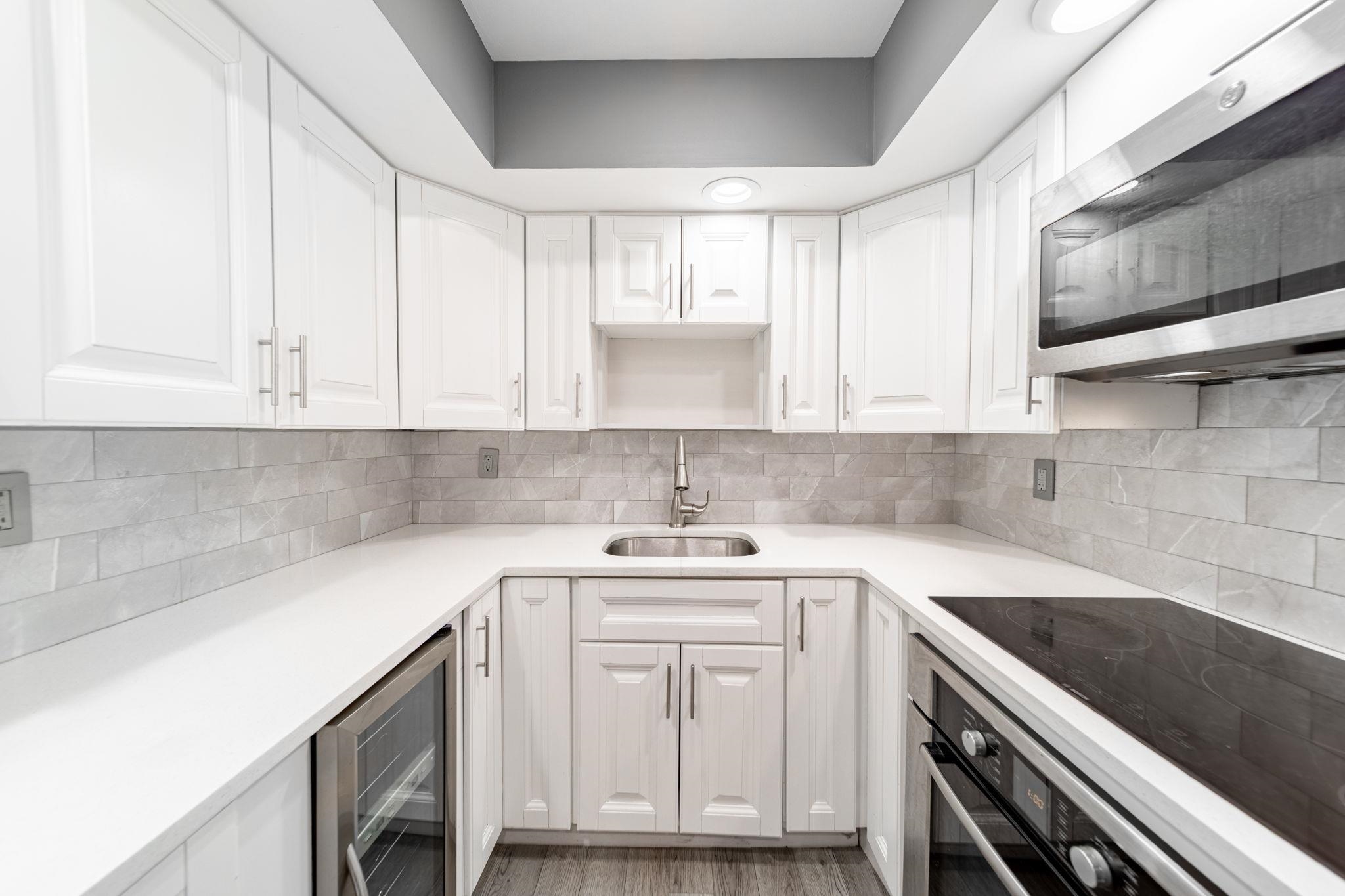 180 WASHINGTON ST Unit: 6