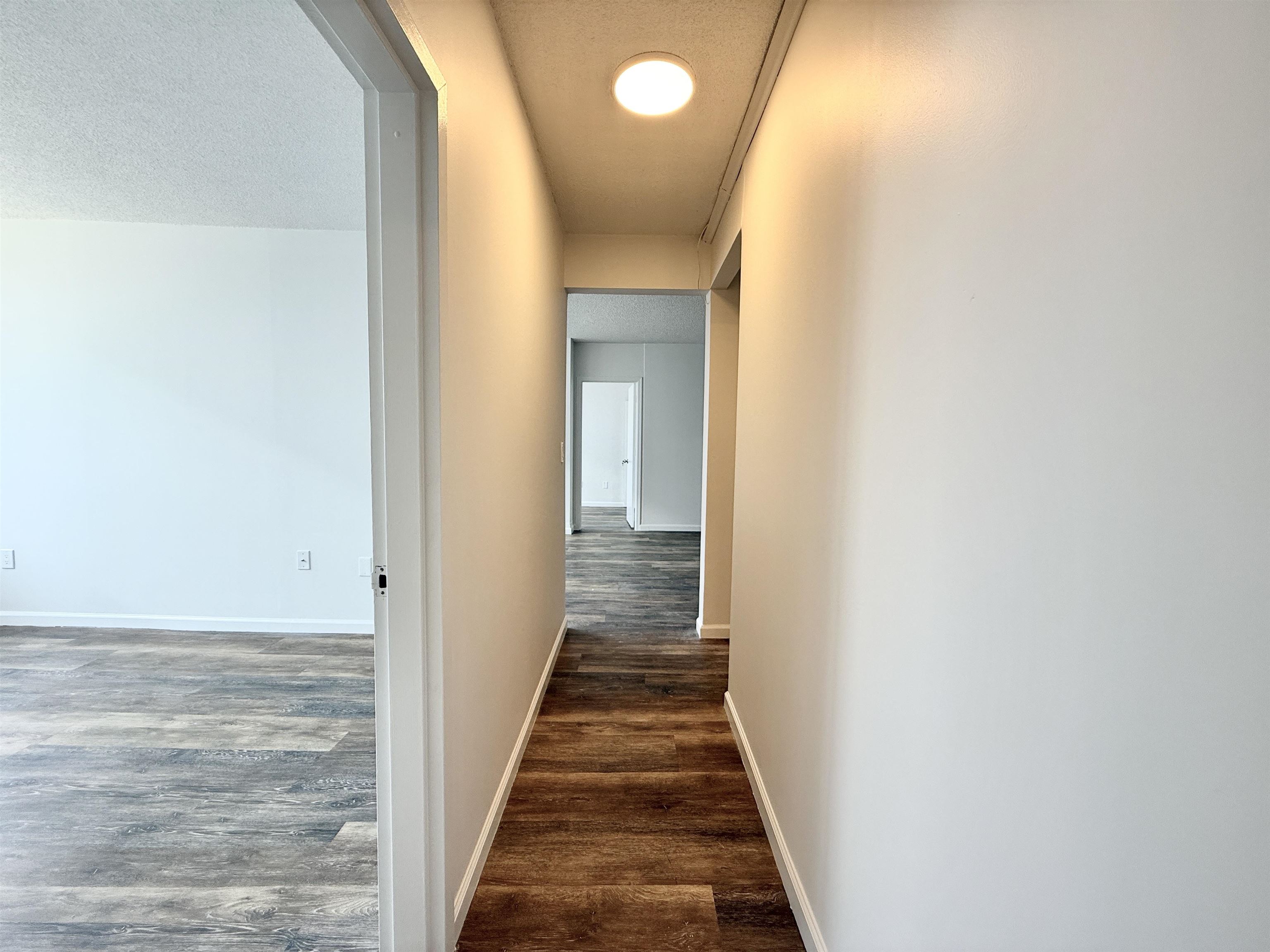 45 RIVER DR SOUTH Unit: 1906