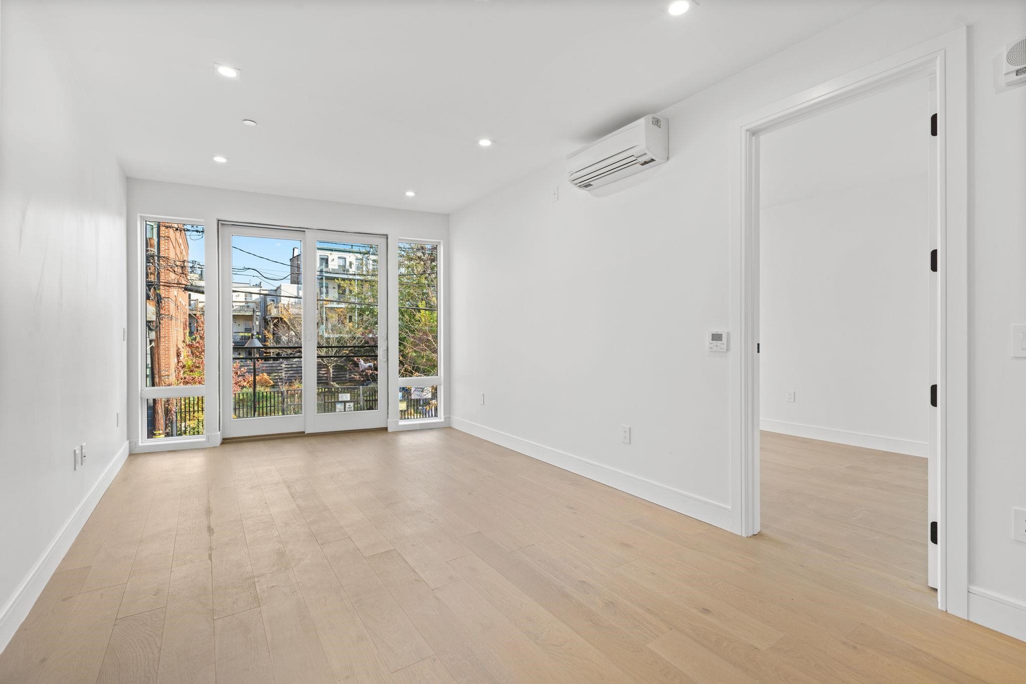 391 1ST ST Unit: 4-D