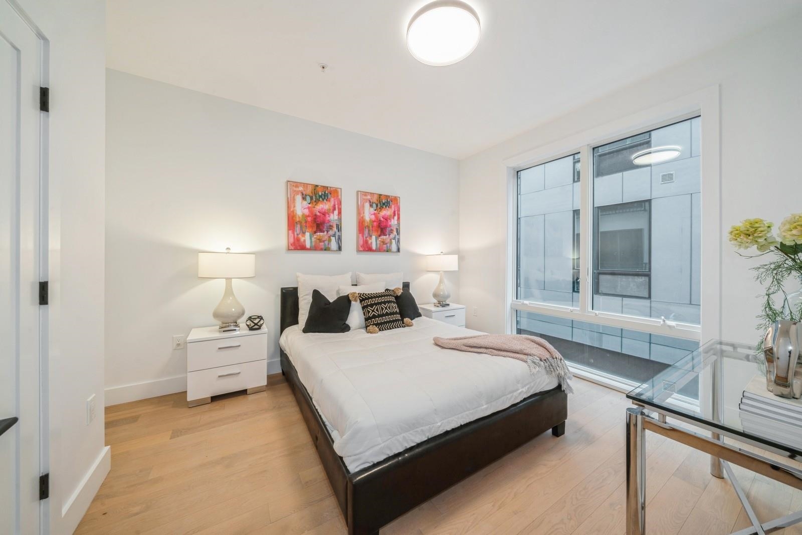 160 BRUNSWICK ST Unit: 204