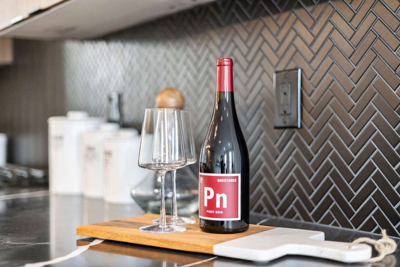 63 JEFFERSON AVE Unit: 2