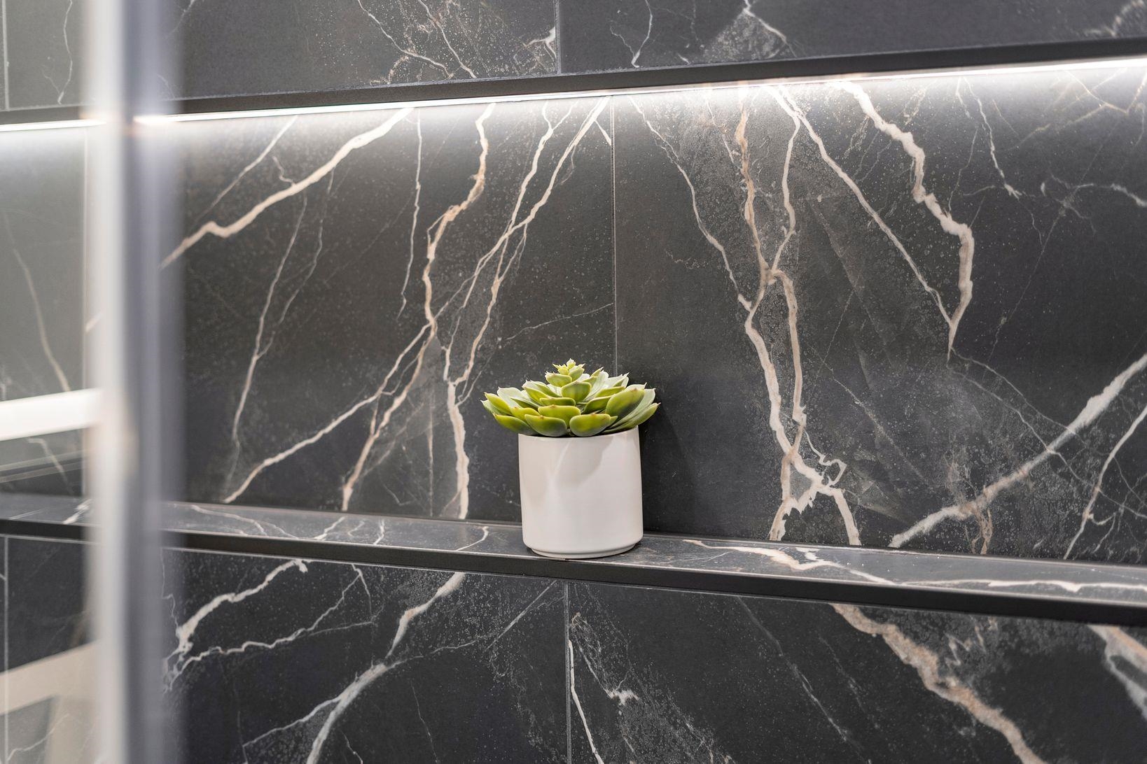 63 JEFFERSON AVE Unit: 2