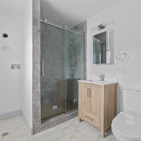 113 39TH ST Unit: 1