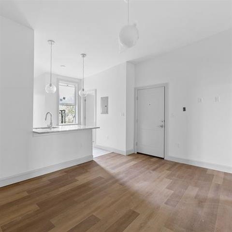 113 39TH ST Unit: 1