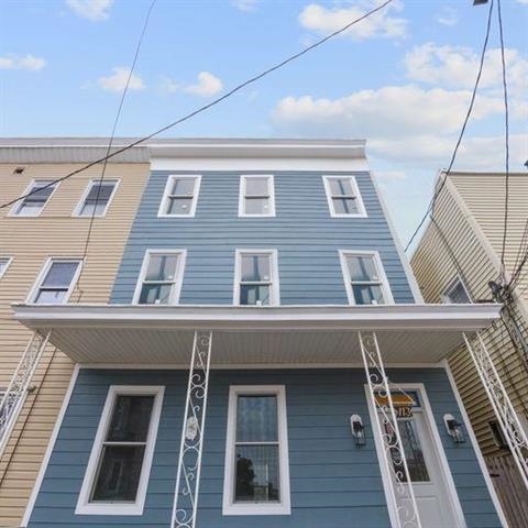 113 39TH ST Unit: 1