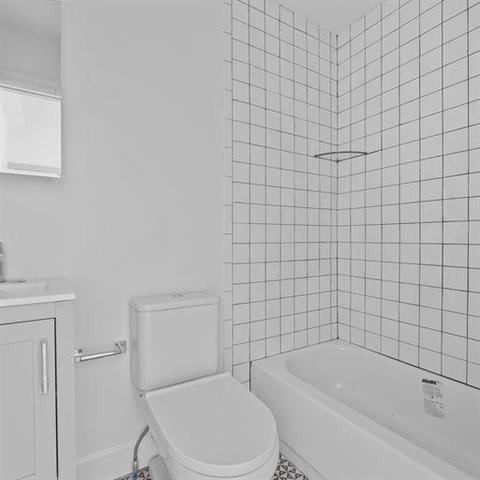 113 39TH ST Unit: 1