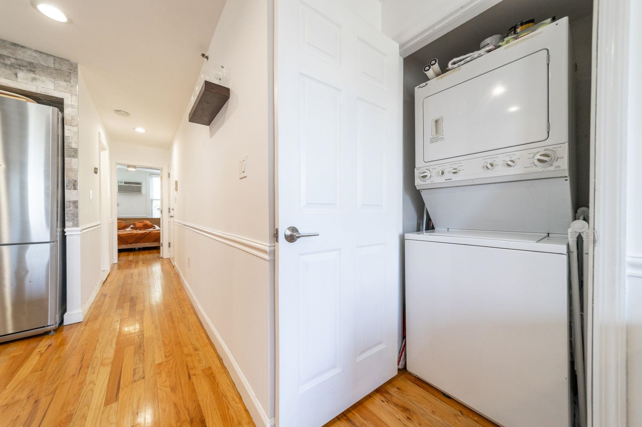 466 MONMOUTH ST Unit: 3L