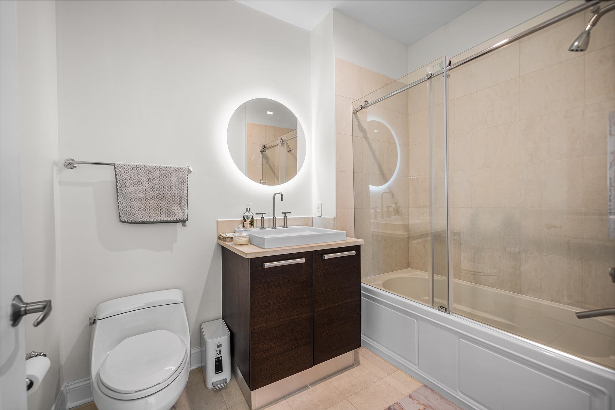 20 AVENUE AT PORT IMPERIAL Unit: 401