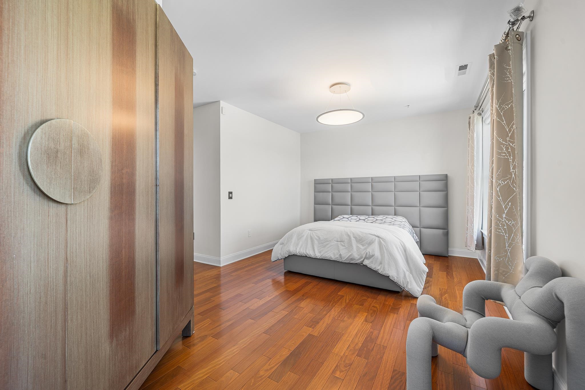 20 AVENUE AT PORT IMPERIAL Unit: 401