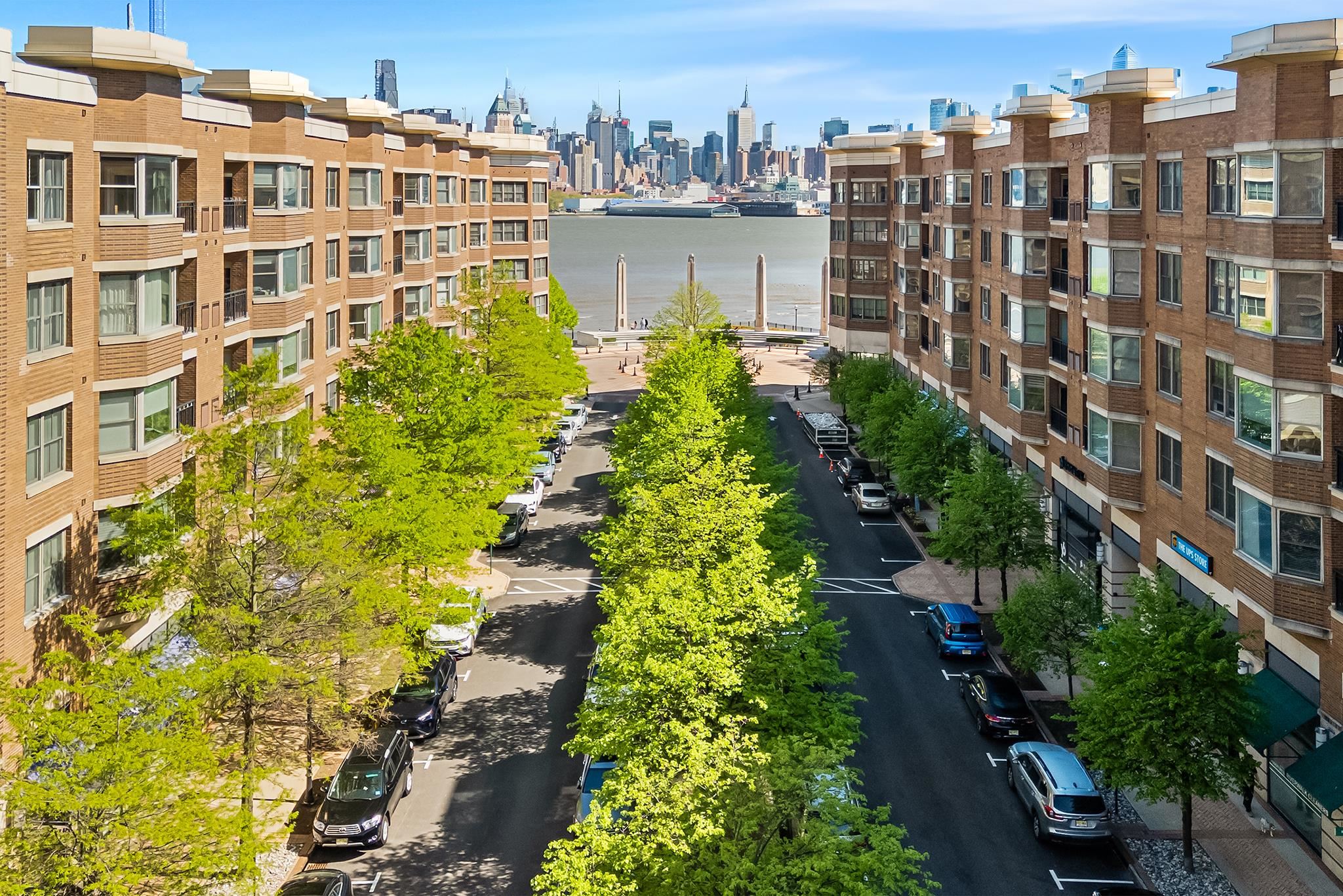 20 AVENUE AT PORT IMPERIAL Unit: 401