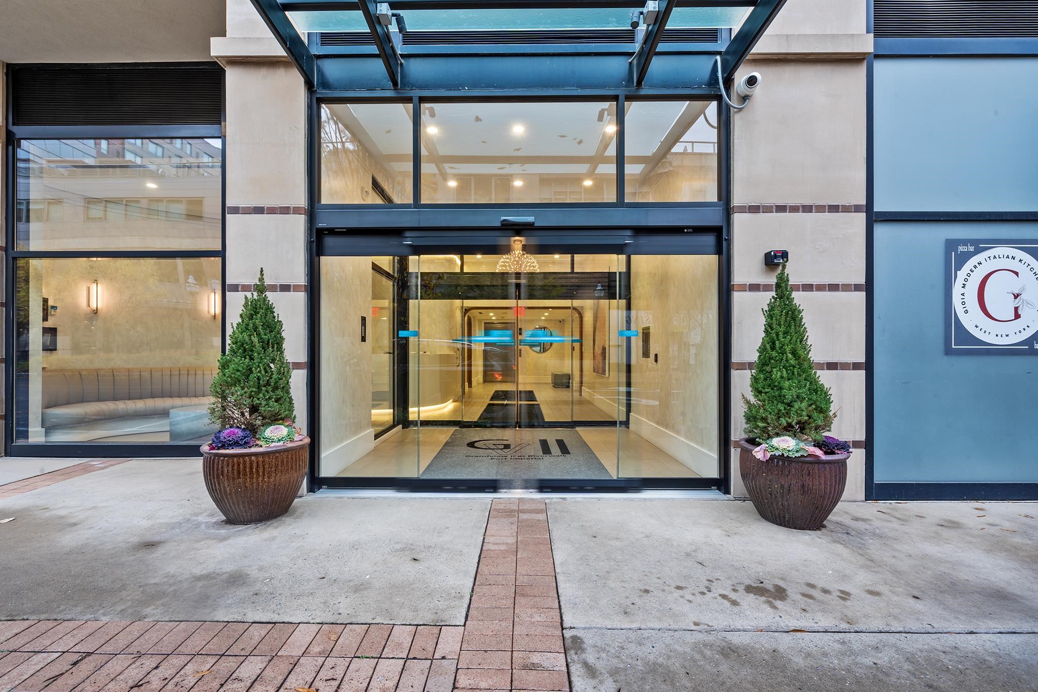 20 AVENUE AT PORT IMPERIAL Unit: 401
