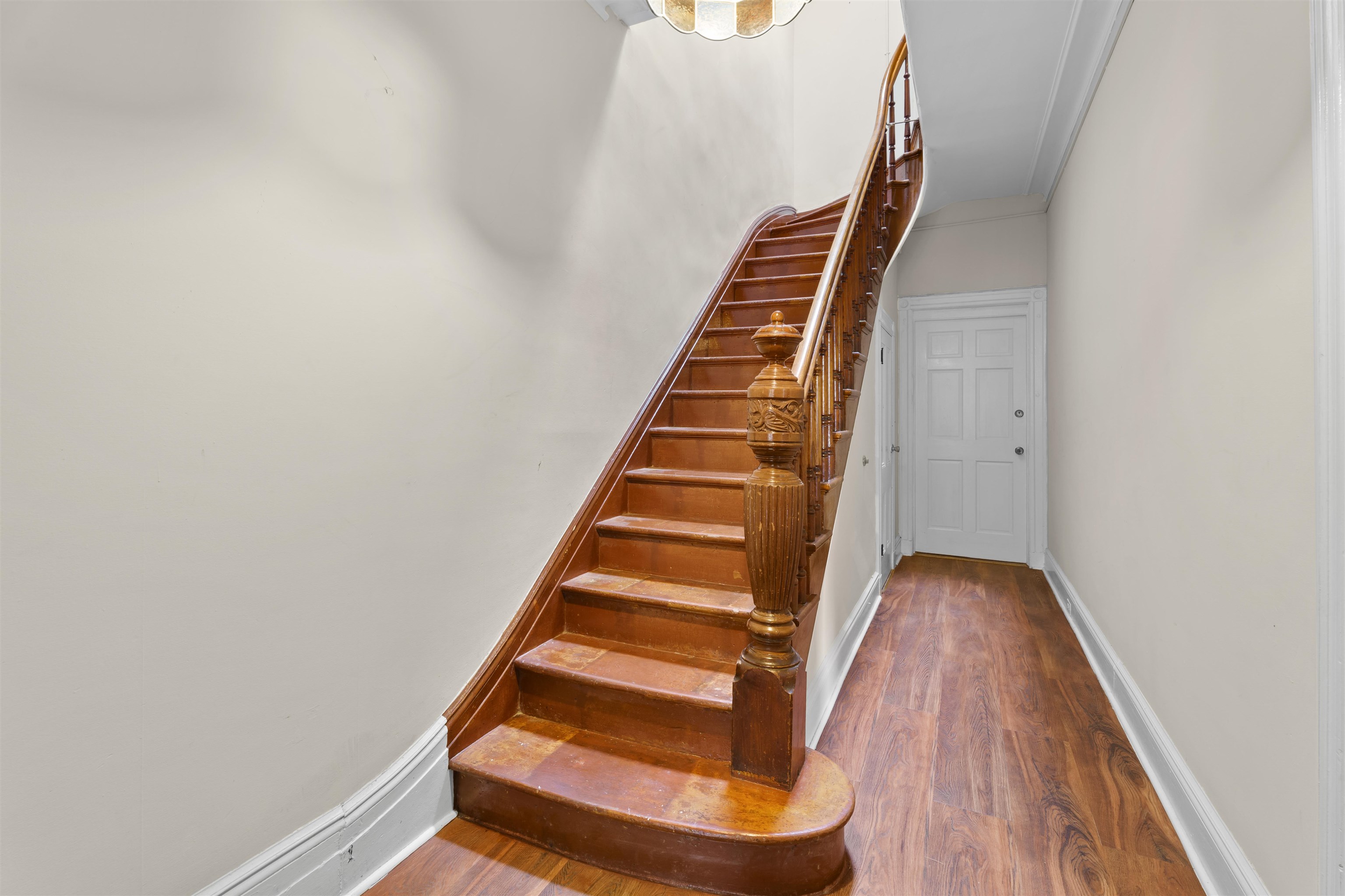 59 BOORAEM AVE Unit: 2