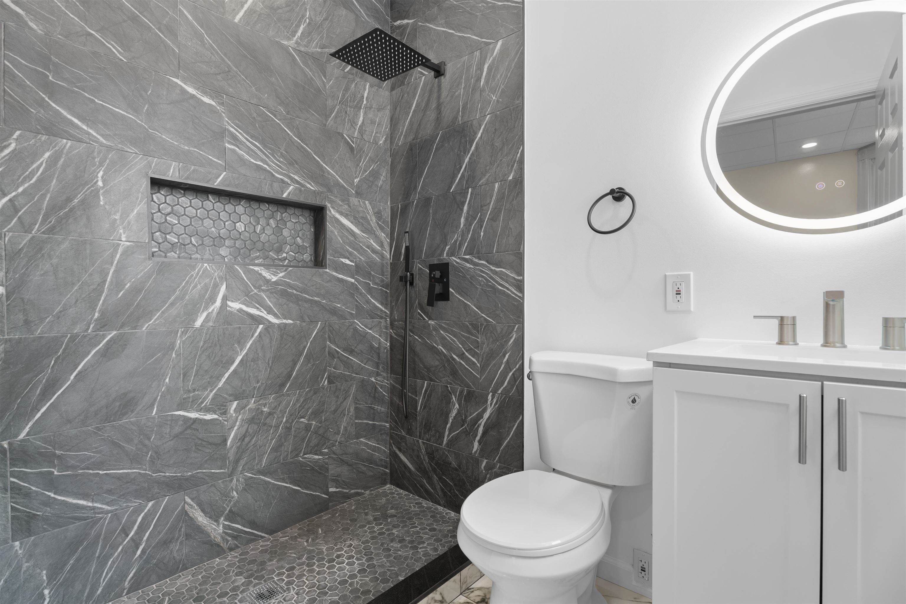 59 BOORAEM AVE Unit: 2