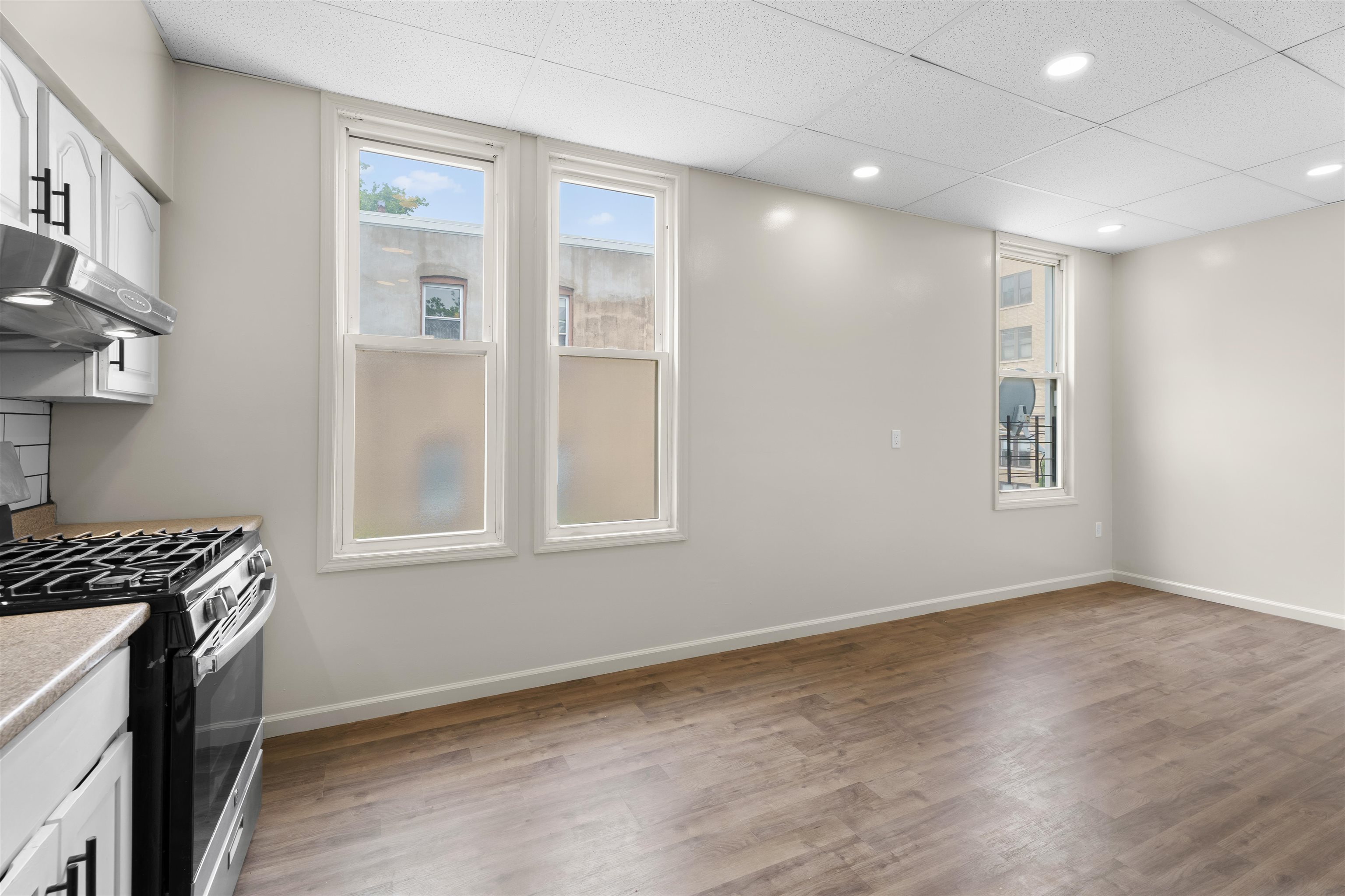 59 BOORAEM AVE Unit: 2