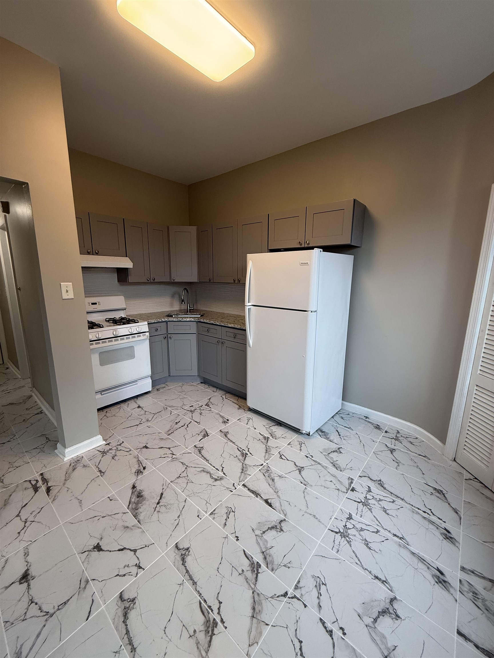 303 BROADWAY Unit: 2A