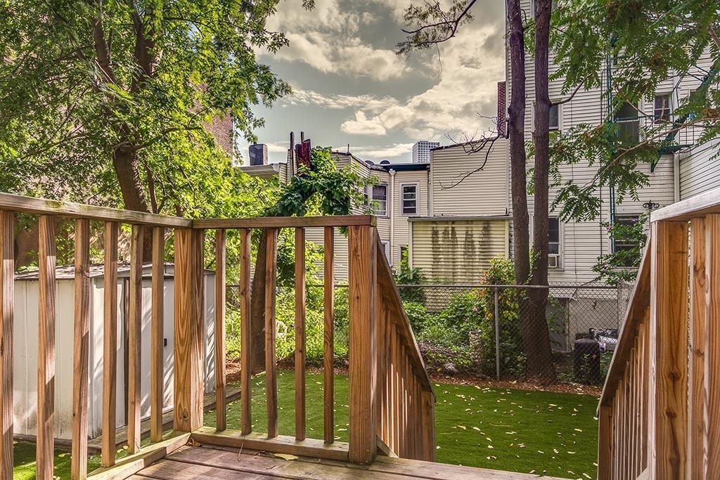179 BEACON AVE