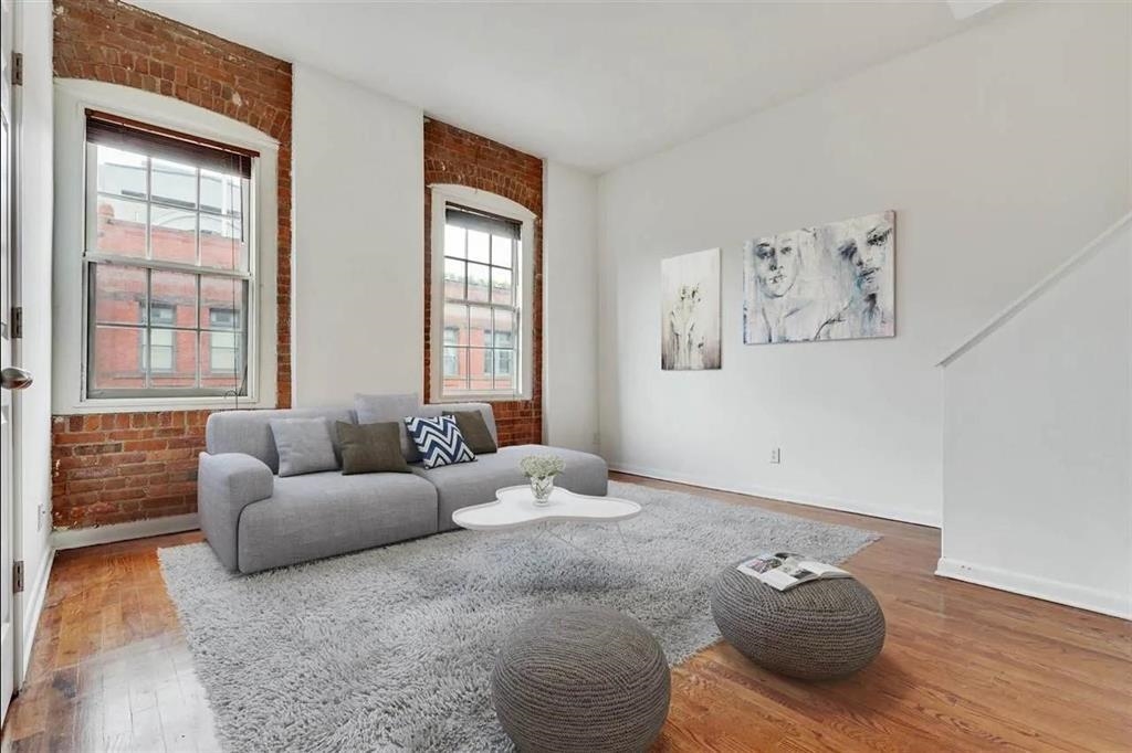 158 WAYNE ST Unit: 404-Ar