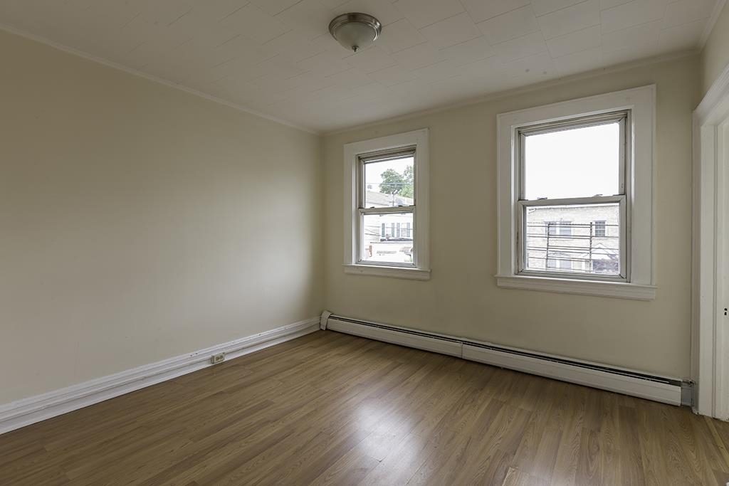 104 CLENDENNY AVE