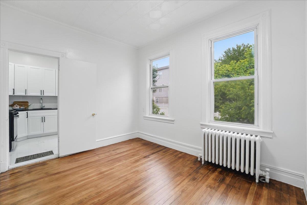 144 NELSON AVE