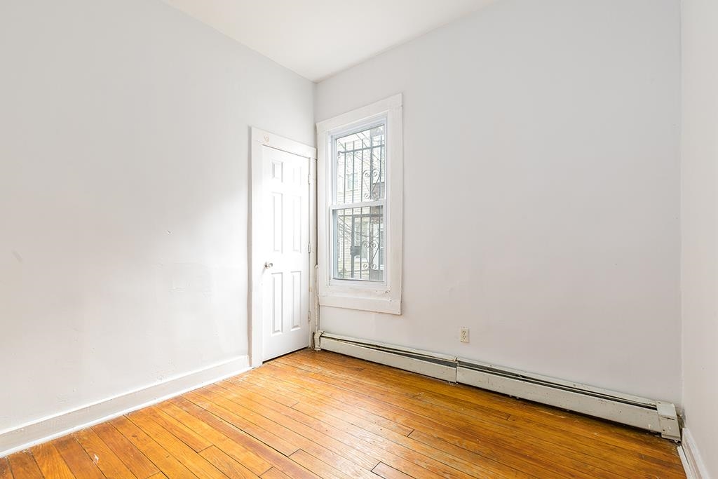 268 BERGEN AVE