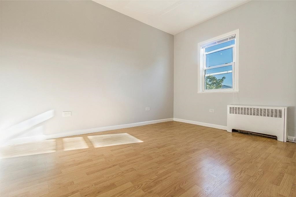 33 WEST 24TH ST